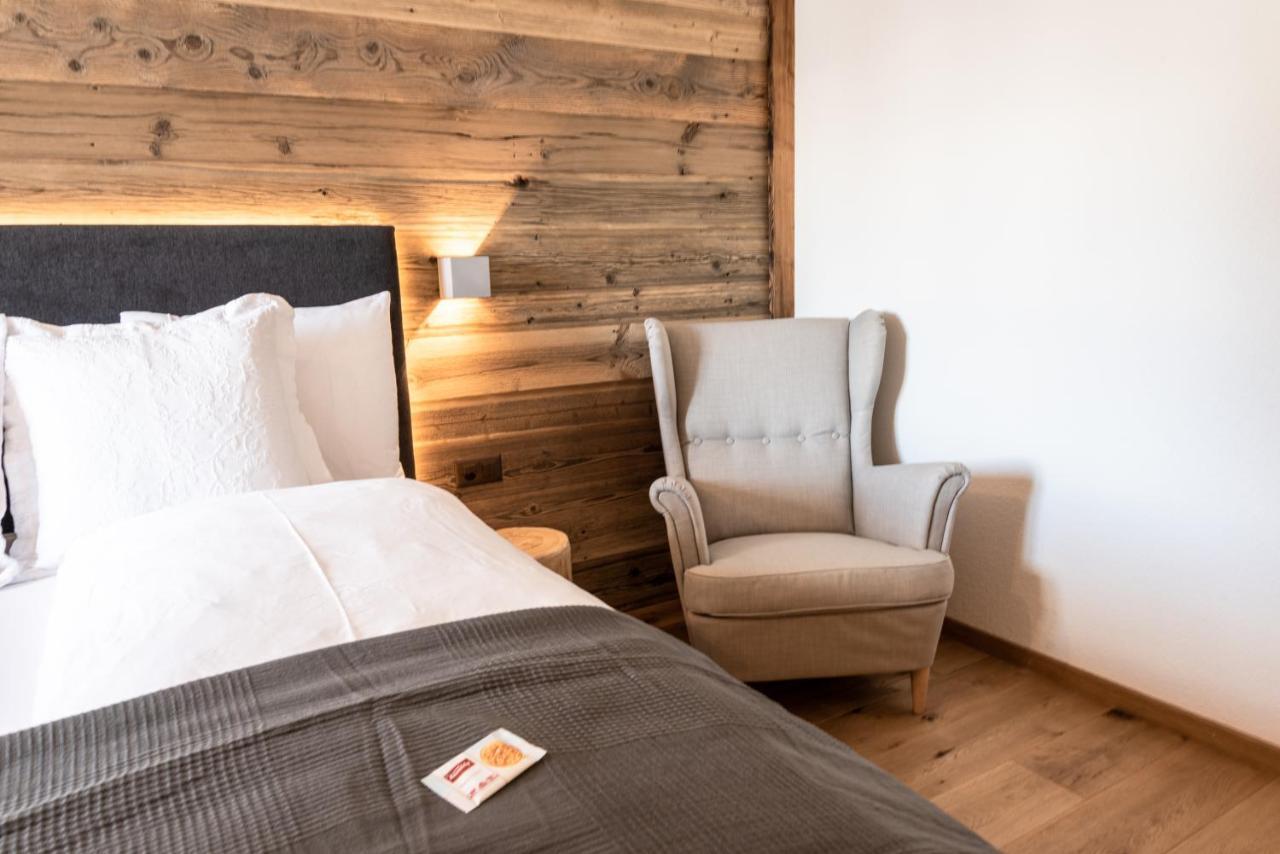 Typically Swiss Hotel Ermitage Kandersteg Eksteriør billede