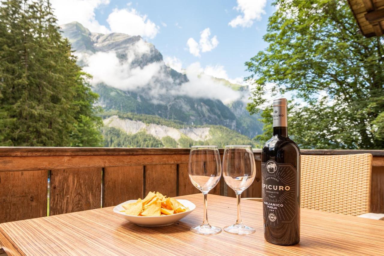 Typically Swiss Hotel Ermitage Kandersteg Eksteriør billede